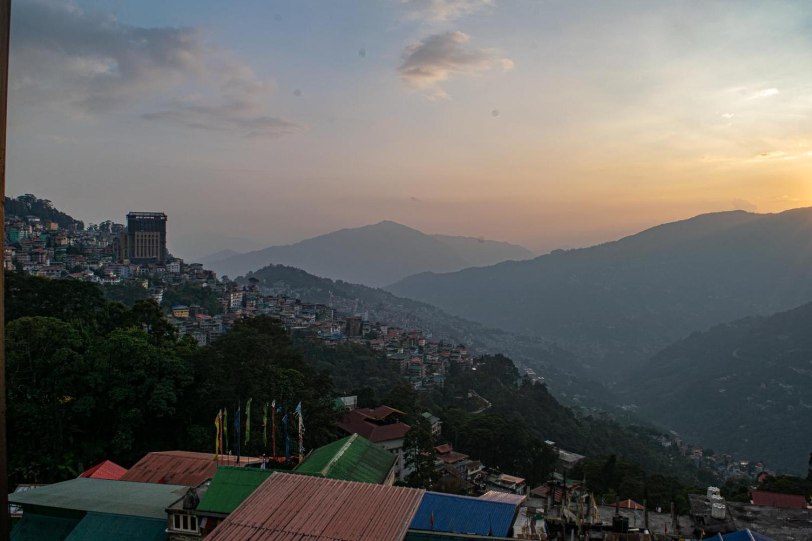 The Wild Orchid Hotel Gangtok Exterior photo